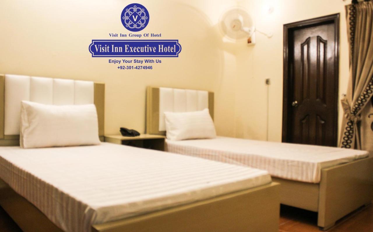 Hotel Visit Inn Executive Lahore Esterno foto